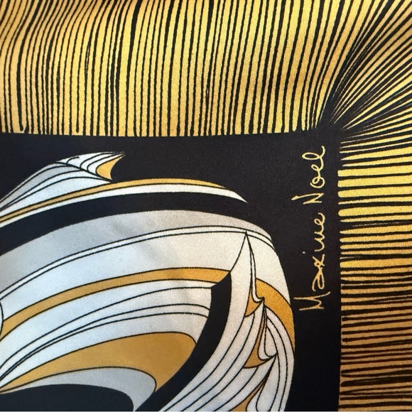 Maxine Noel Oscardo Sioux Indigenous Artist Women's Scarf - Picture 4 of 4